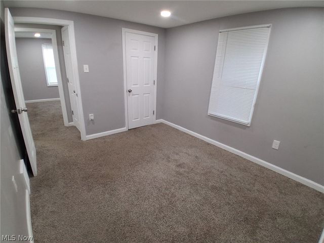 718 Easter Avenue, Akron, OH 44307