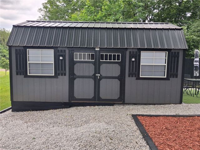 718 Easter Avenue, Akron, OH 44307