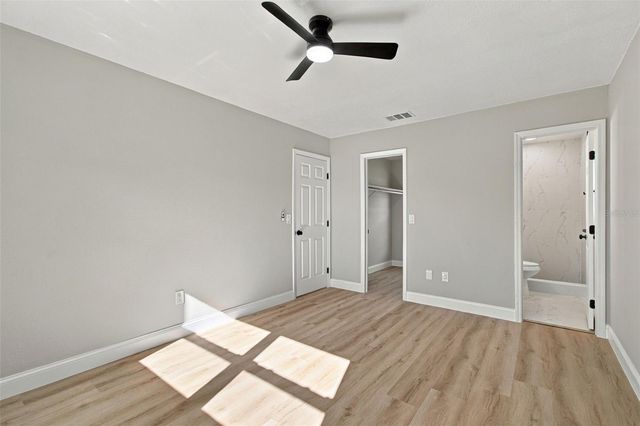 13918 BRIARDALE LANE, Tampa, FL 33618