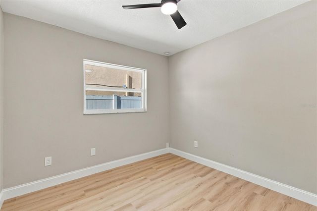 13918 BRIARDALE LANE, Tampa, FL 33618