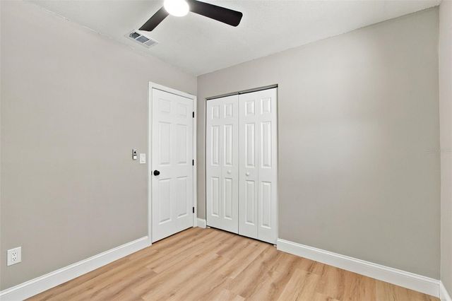 13918 BRIARDALE LANE, Tampa, FL 33618