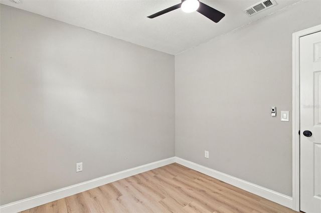 13918 BRIARDALE LANE, Tampa, FL 33618