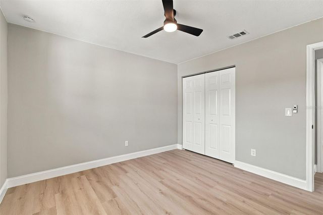 13918 BRIARDALE LANE, Tampa, FL 33618