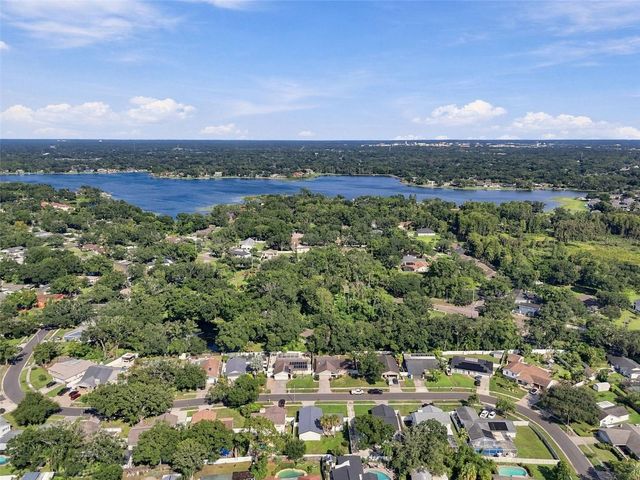 13918 BRIARDALE LANE, Tampa, FL 33618