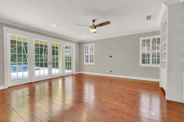 221 Marlberry Circle, Jupiter, FL 33458