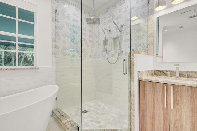 221 Marlberry Circle, Jupiter, FL 33458
