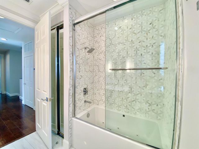 221 Marlberry Circle, Jupiter, FL 33458