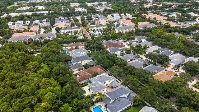 221 Marlberry Circle, Jupiter, FL 33458