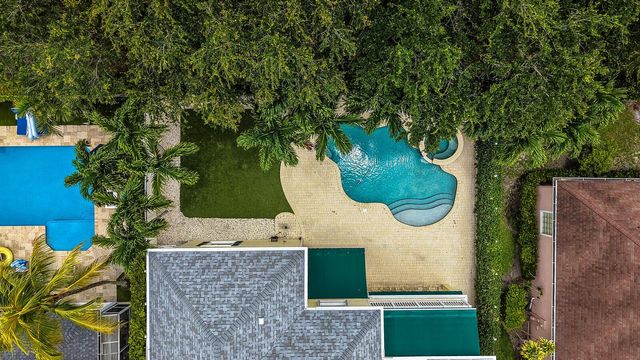 221 Marlberry Circle, Jupiter, FL 33458