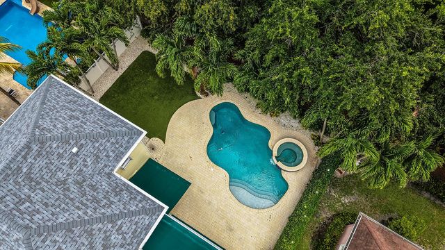 221 Marlberry Circle, Jupiter, FL 33458