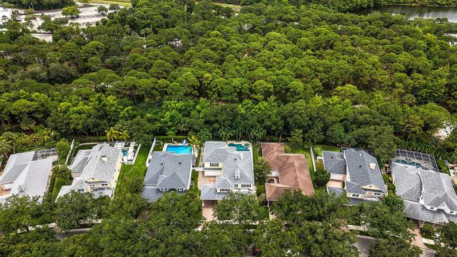 221 Marlberry Circle, Jupiter, FL 33458