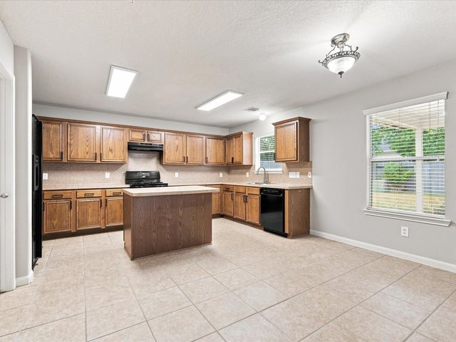 32302 Golden Oak Park Lane, Conroe, TX 77385