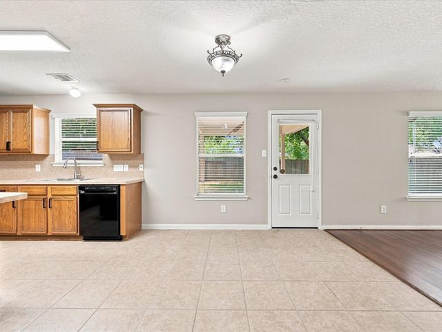 32302 Golden Oak Park Lane, Conroe, TX 77385