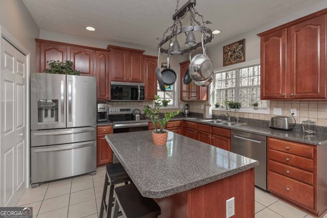 7032 Camp Falls Court, Winston, GA 30187