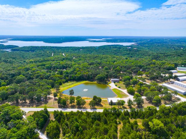 22131 Pepper Lane, Wheatland, MO 65779