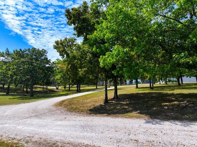 22131 Pepper Lane, Wheatland, MO 65779