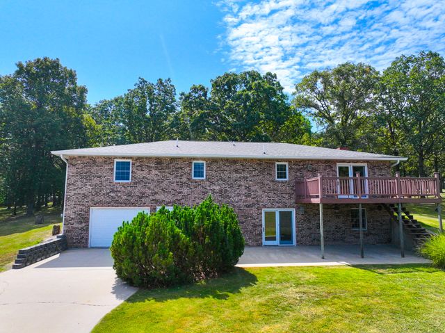 22131 Pepper Lane, Wheatland, MO 65779