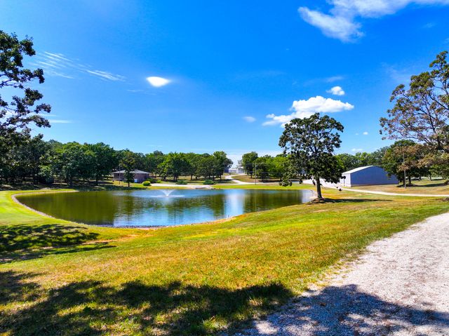 22131 Pepper Lane, Wheatland, MO 65779