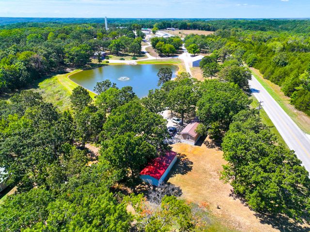 22131 Pepper Lane, Wheatland, MO 65779