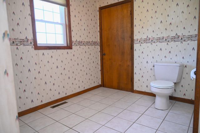 22131 Pepper Lane, Wheatland, MO 65779