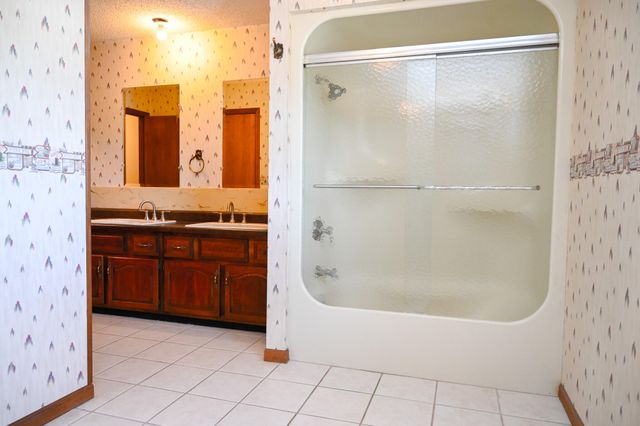 22131 Pepper Lane, Wheatland, MO 65779