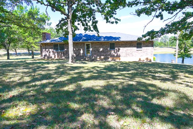 22131 Pepper Lane, Wheatland, MO 65779