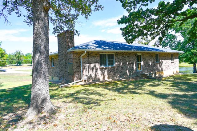 22131 Pepper Lane, Wheatland, MO 65779