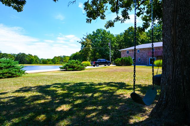 22131 Pepper Lane, Wheatland, MO 65779