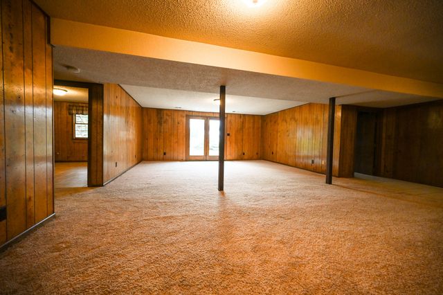 22131 Pepper Lane, Wheatland, MO 65779