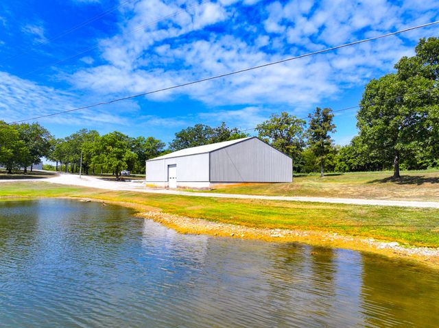 22131 Pepper Lane, Wheatland, MO 65779