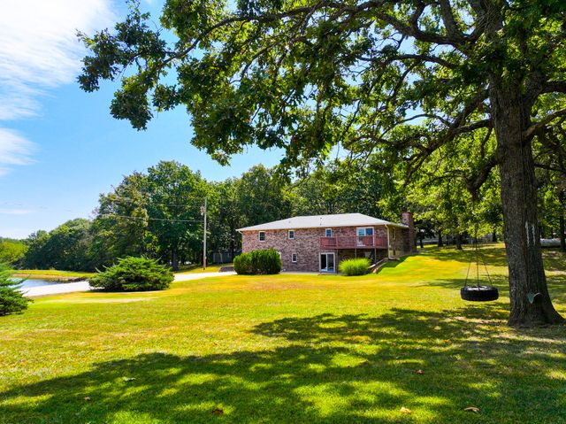 22131 Pepper Lane, Wheatland, MO 65779