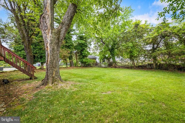 9011 COOPER DR, Fort Washington, MD 20744
