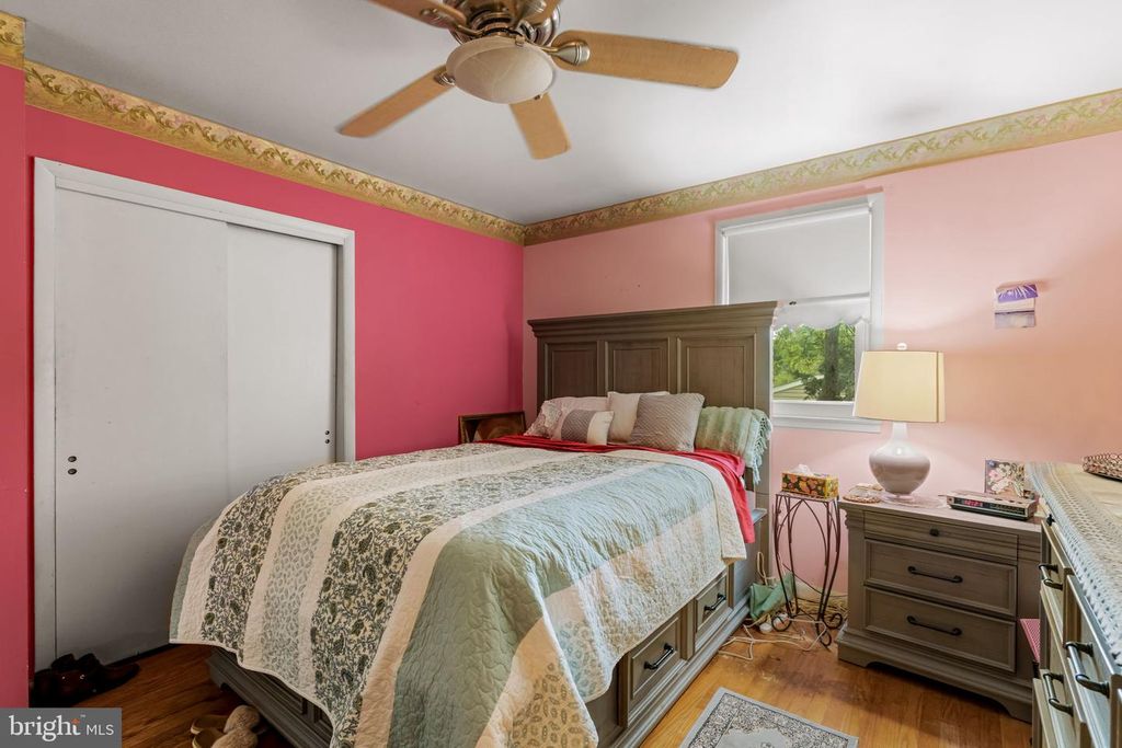 Image 20 of property listing at 9011 COOPER DR, Fort Washington, MD 20744
