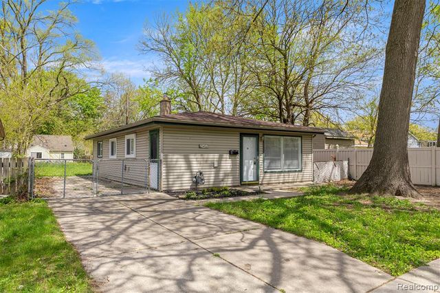 25432 Mcdonald Street, Dearborn Heights, MI 48125