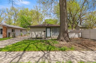 25432 Mcdonald Street, Dearborn Heights, MI 48125