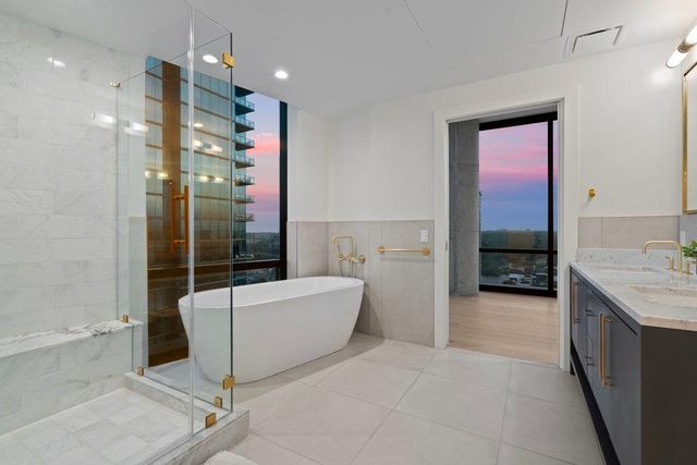 70 Rainey ST 1901, Austin, TX 78701