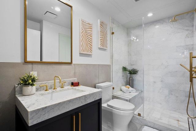 70 Rainey ST 1901, Austin, TX 78701