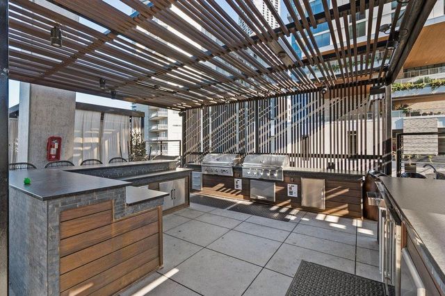 70 Rainey ST 1901, Austin, TX 78701