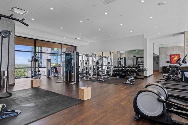 70 Rainey ST 1901, Austin, TX 78701