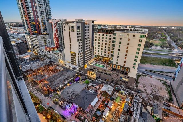 70 Rainey ST 1901, Austin, TX 78701