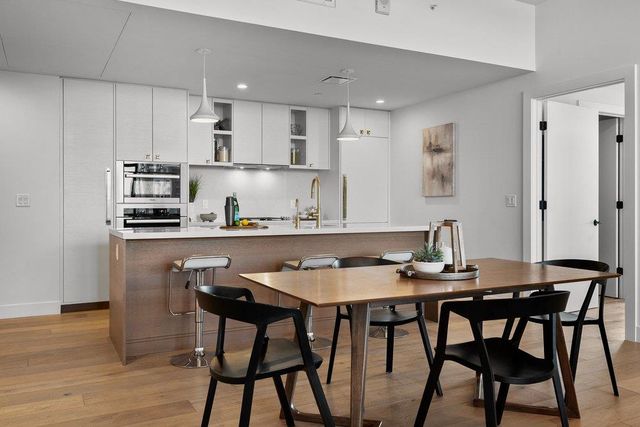 70 Rainey ST 1901, Austin, TX 78701