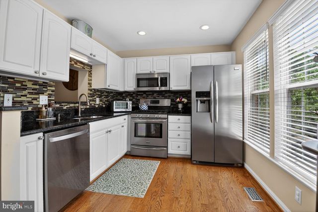 917 ROLFE PL, Alexandria, VA 22314