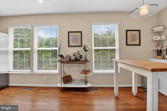 917 ROLFE PL, Alexandria, VA 22314