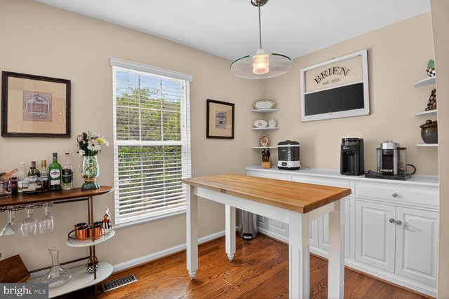 917 ROLFE PL, Alexandria, VA 22314