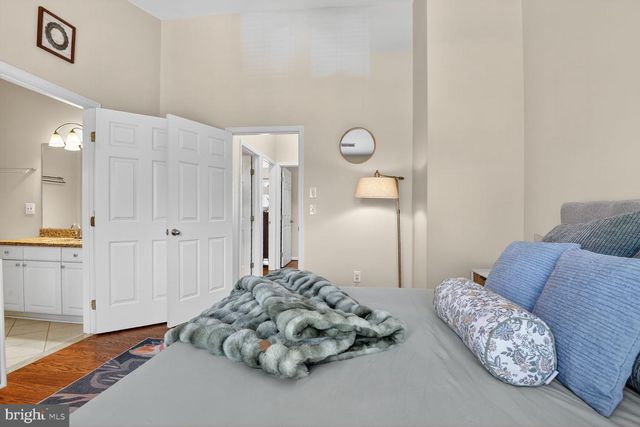 917 ROLFE PL, Alexandria, VA 22314