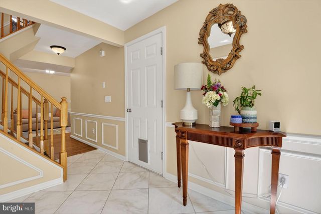 917 ROLFE PL, Alexandria, VA 22314