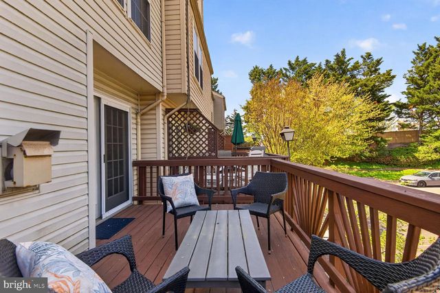917 ROLFE PL, Alexandria, VA 22314