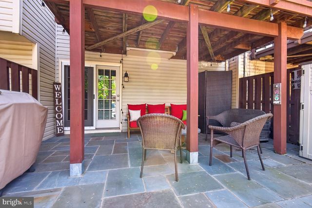 917 ROLFE PL, Alexandria, VA 22314