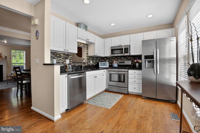 917 ROLFE PL, Alexandria, VA 22314