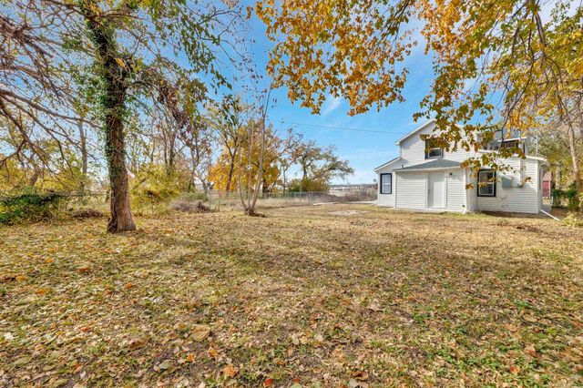 706 N Piatt Ave., Wichita, KS 67214